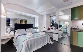 Via Condotti Private Suite